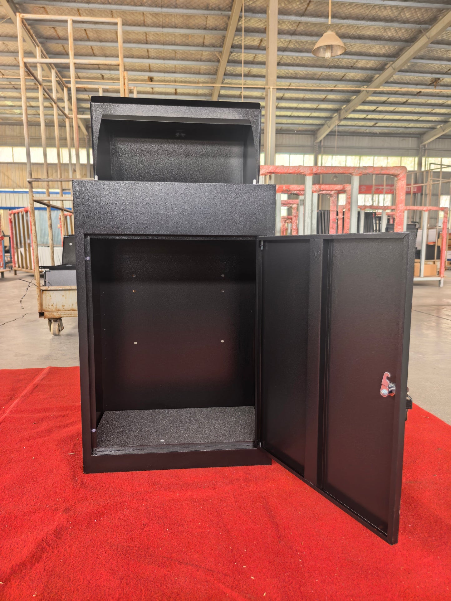 Wall Mounted Lockable MailBox letterbox 750x470x265 mm